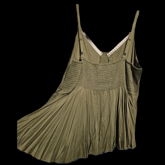 Torrid Tank Top - Picture 7 of 7